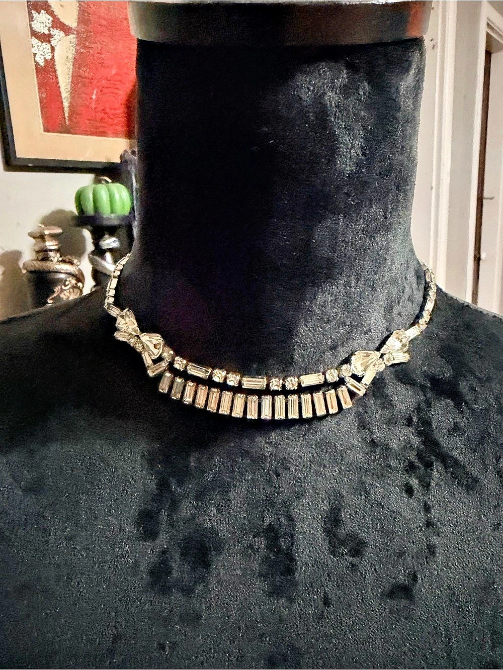 Vintage mid century modern Crystal rhinestone Statement Necklace in Silver Like